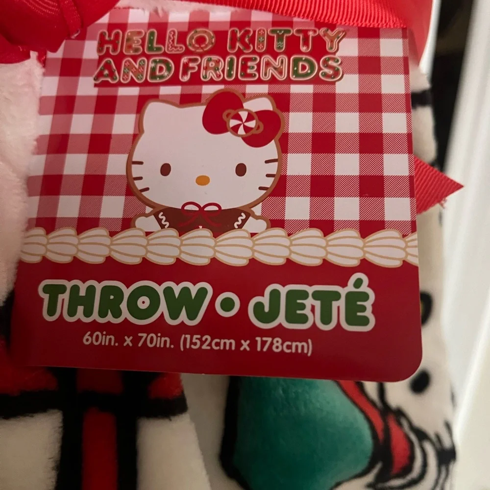 Hello kitty christmas blanket.. ships same day